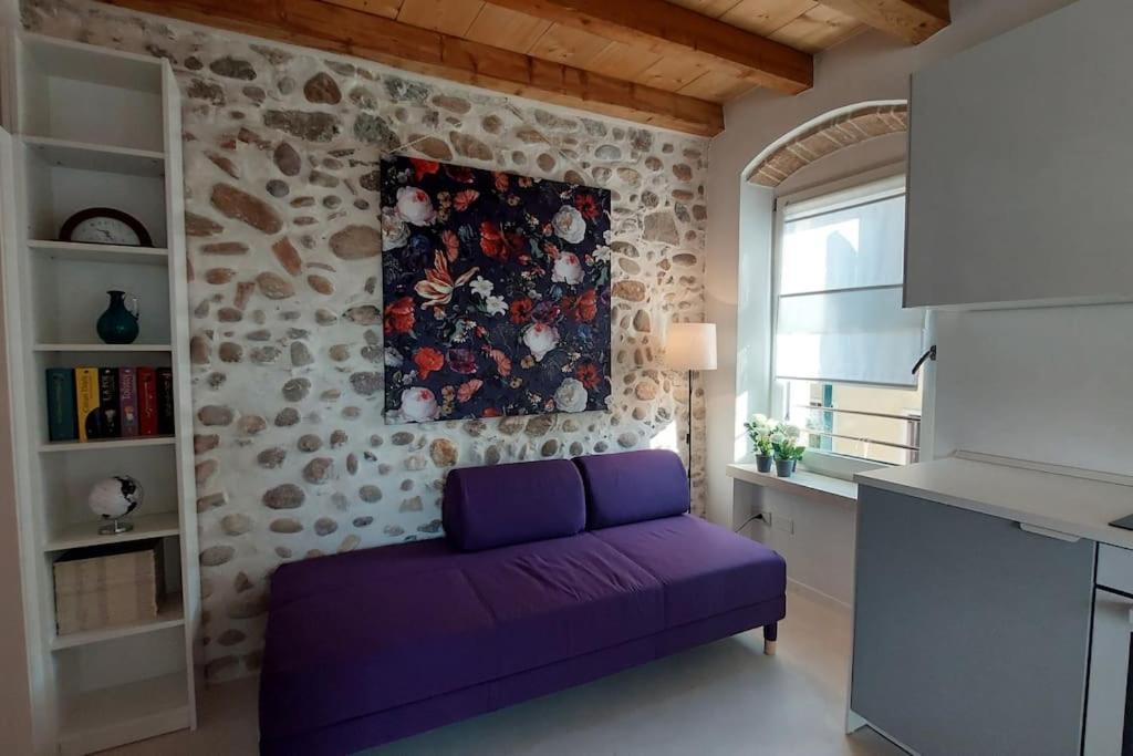 Sui Tetti Di Valeggio - Holiday Apartment 明乔河畔的瓦雷奇奥 外观 照片